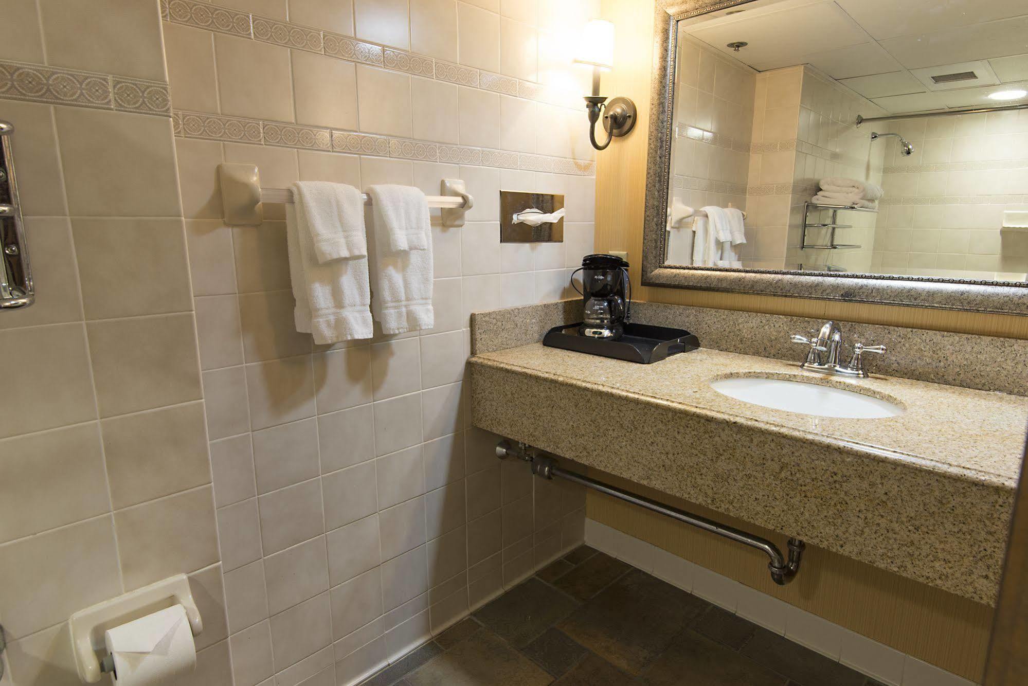 Lake Barkley State Resort Canton Extérieur photo